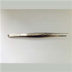 Forceps straight 130mm, Non serrated